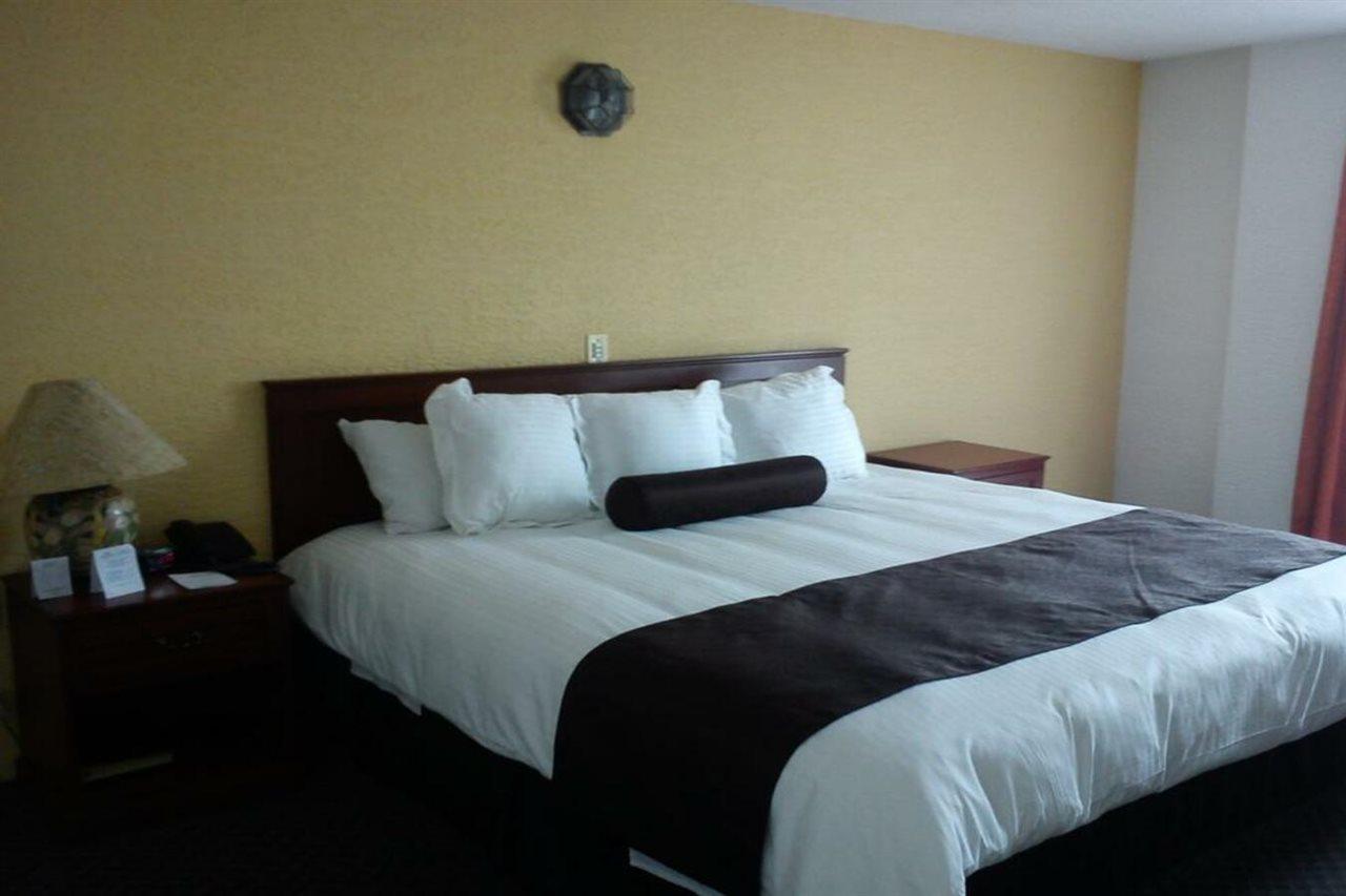 Howard Johnson By Wyndham Morelia Calle Real Dış mekan fotoğraf