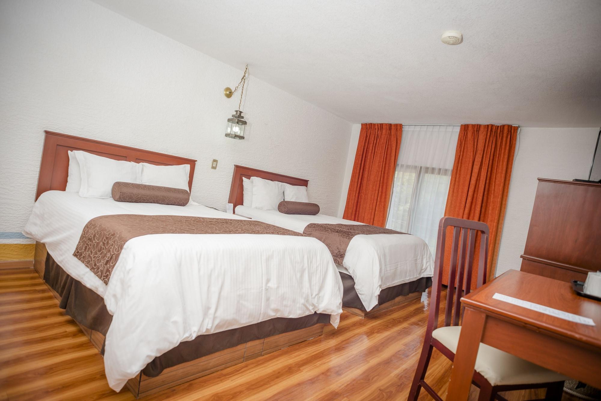 Howard Johnson By Wyndham Morelia Calle Real Dış mekan fotoğraf