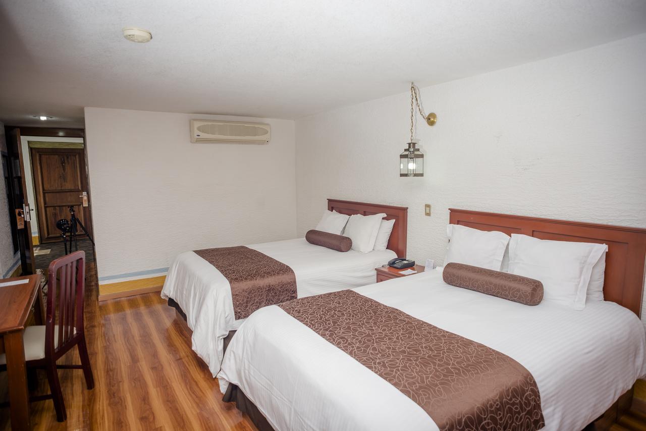 Howard Johnson By Wyndham Morelia Calle Real Dış mekan fotoğraf